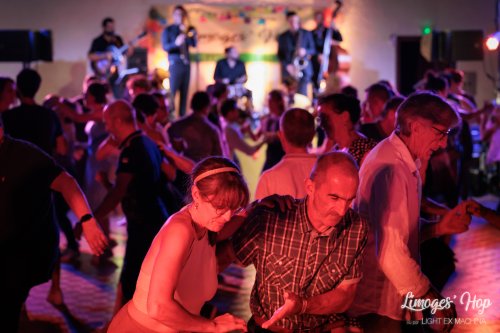 Limoges'Hop festival 2022

Partage libre avec le crédit et la citation (@lightexmachina) de l'auteur pour tout usage non promotionnel et non commercial.

© Alexandre - LIGHT EX MACHINA 2022, tous droits réservés.